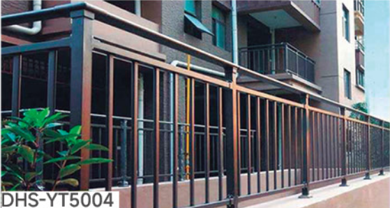 阳台栏杆
